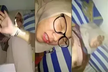 Hijabers SMA Berkacamata Memek Tembem Digenjot Ganas